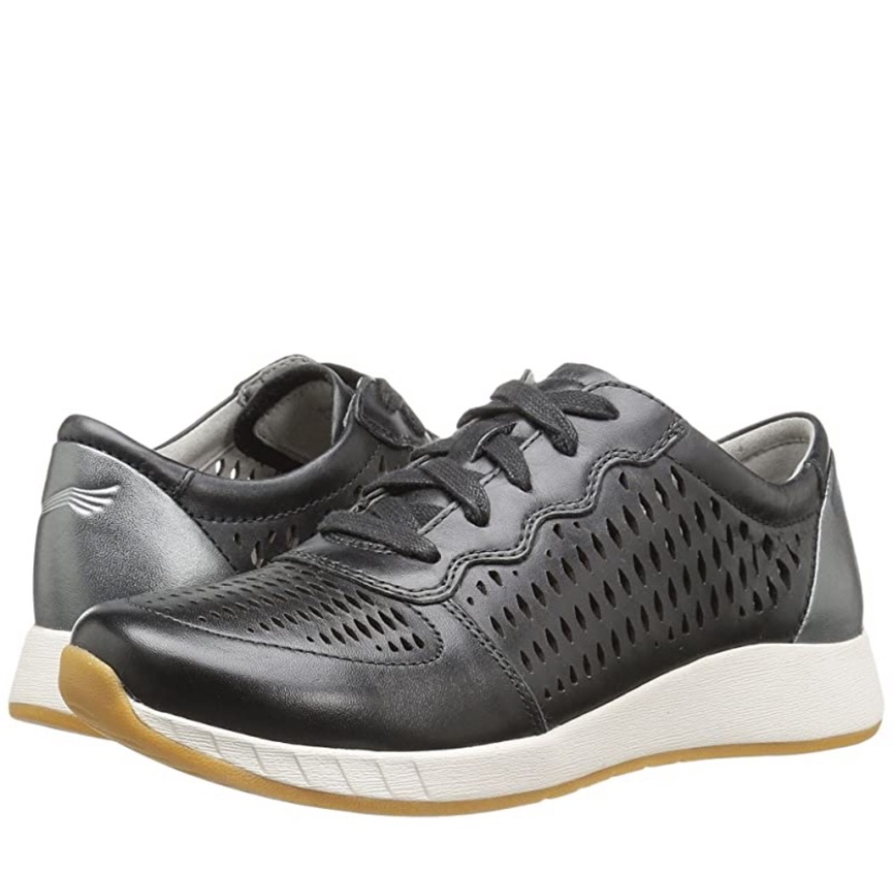 Dansko women’s Charlie leather sneaker size 41